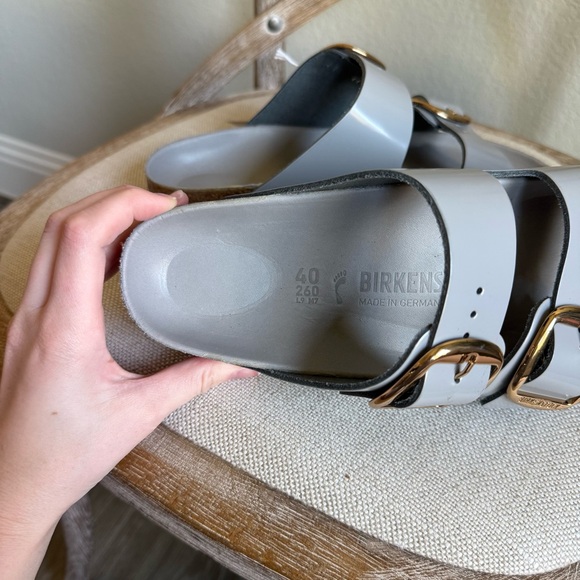 Birkenstock Arizona Big Buckle High Shine Sandals stone coin - Picture 7 of 8